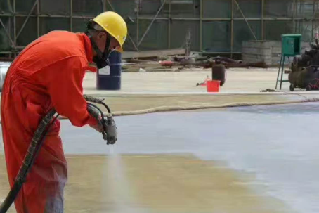 德宏彩色路面喷涂是一种为路面